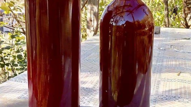 Hladno ceđen sok od jabuke, šargarepe i cvekle Hladno ceđen sok